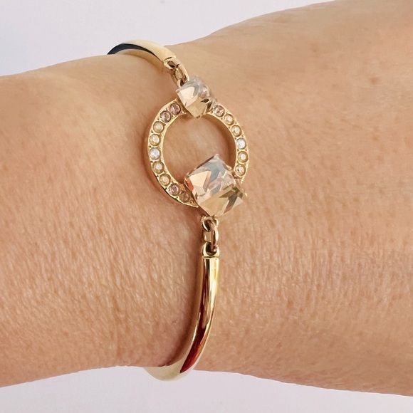 Vintage Swarovski Geometric Bangle Bracelet - Picture 4 of 9